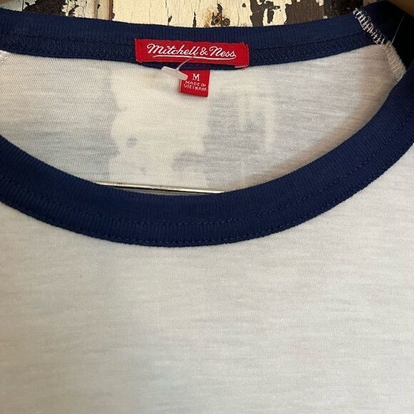 NWT Mitchell & Ness MLS The New York Red Bulls size Medium Raglan Shirt. medium - Picture 3 of 9